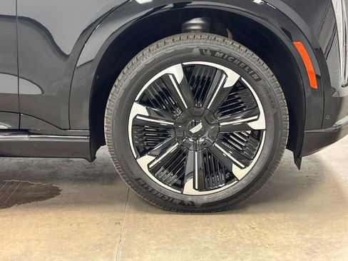 New 2025 Cadillac Escalade IQ Sport 1 w/ Smart Trailering package AWD/4WD image 21
