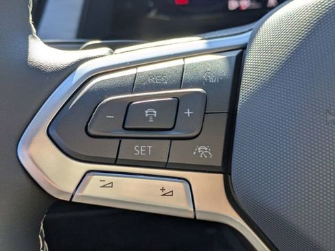 New 2026 Volkswagen Atlas Cross Sport SE FWD image 24