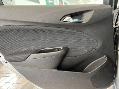 Used 2016 Chevrolet Cruze LT FWD image 25