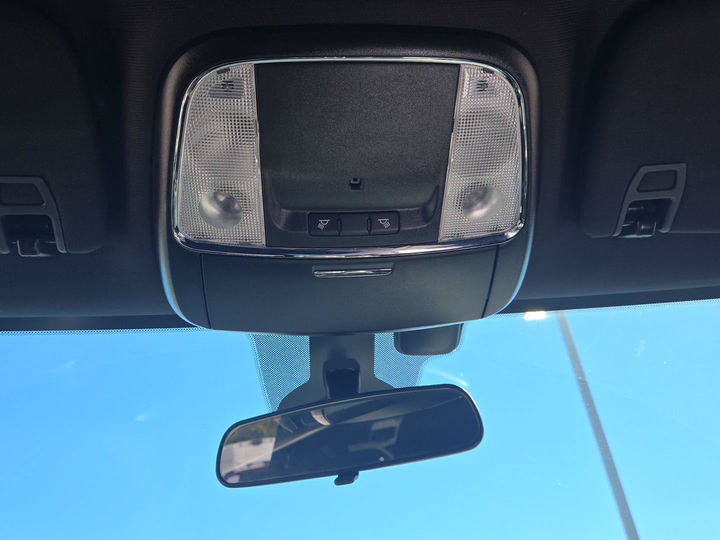 Used 2020 Jeep Grand Cherokee Laredo RWD image 20