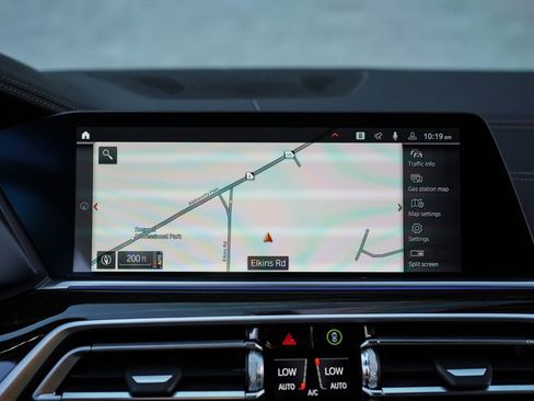 Used 2020 BMW X5 sDrive40i w/ M Sport Package image 32