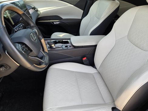 Used 2023 Lexus RX 350 Premium Plus w/ Accessory Package (Z1) FWD image 19