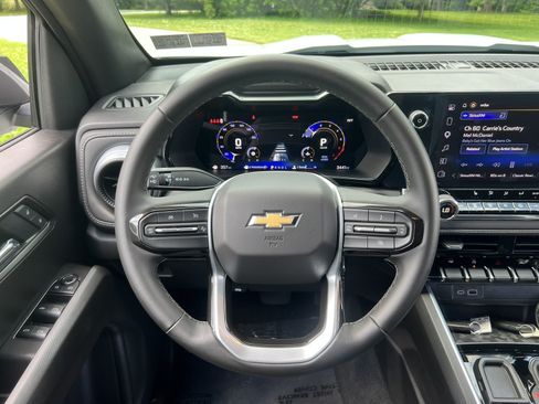 Used 2025 Chevrolet Colorado LT w/ Advanced Trailering Package RWD image 21