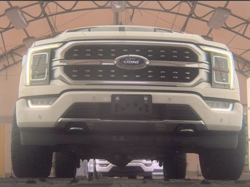 Used 2023 Ford F150 Platinum w/ Equipment Group 701A High image 5