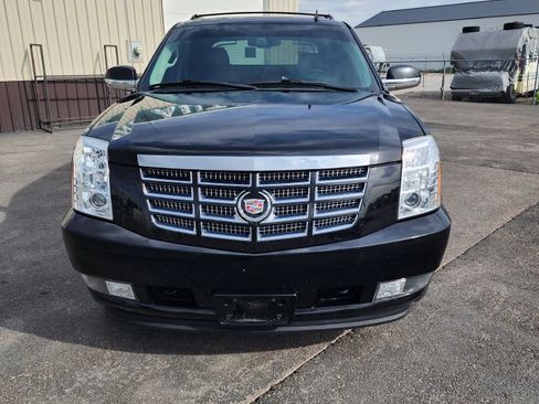Used 2008 Cadillac Escalade EXT AWD/4WD image 3
