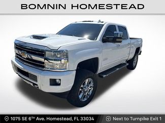 Used 2019 Chevrolet Silverado 2500 High Country w/ Duramax Plus Package video 1