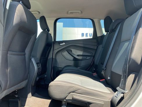Used 2018 Ford Escape SE FWD image 25