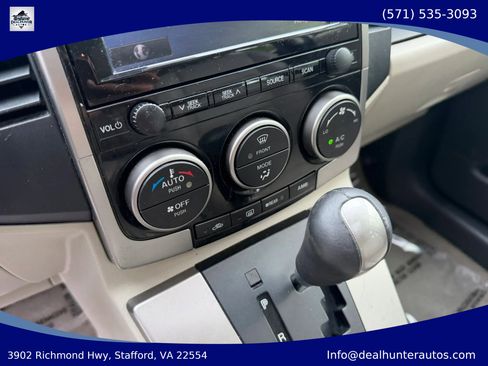 Used 2009 MAZDA MAZDA5 Grand Touring FWD image 23