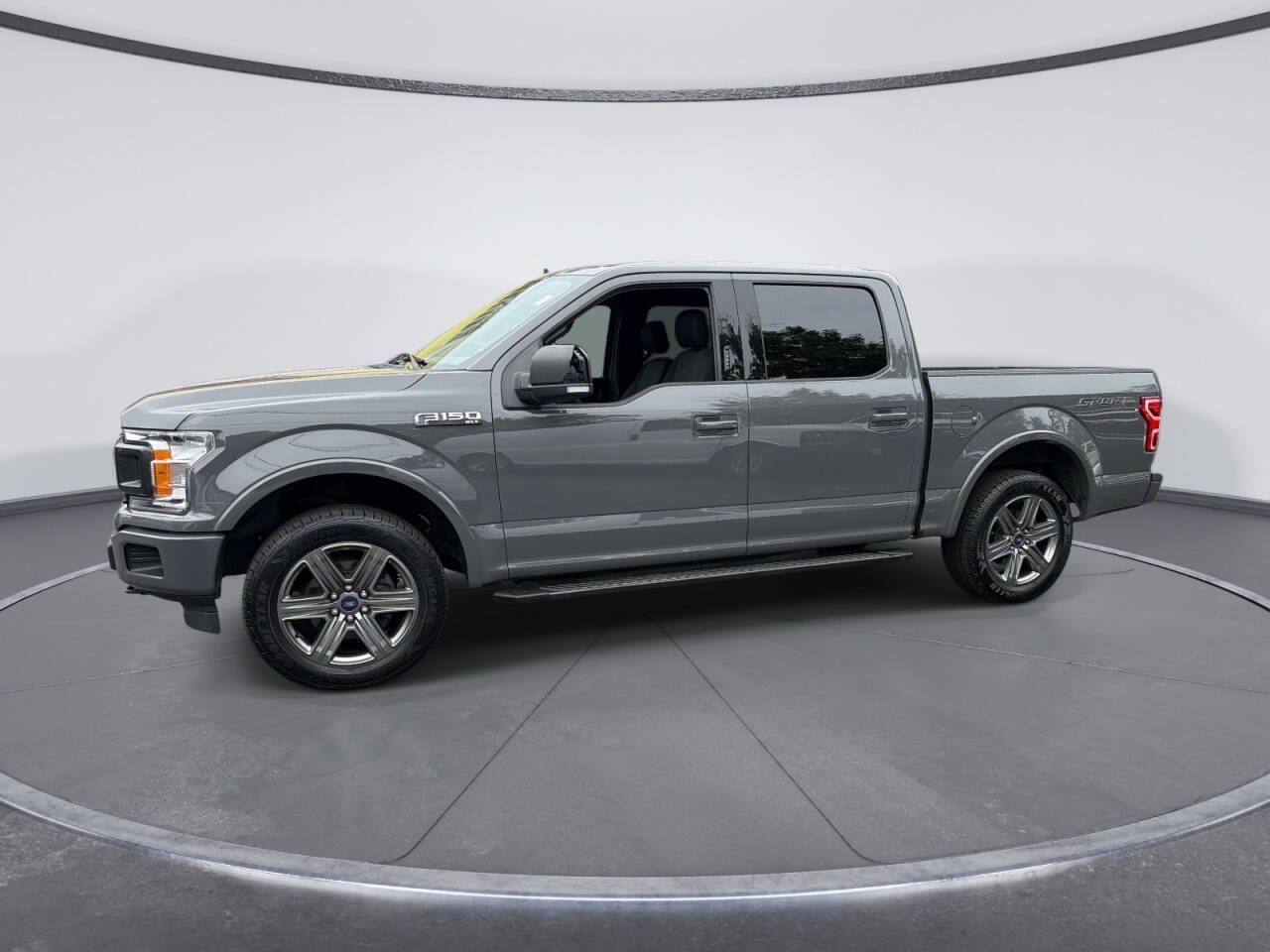 Used 2020 Ford F150 XLT w/ Equipment Group 302A Luxury AWD/4WD image 2
