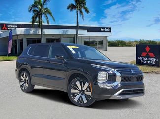 Used 2025 Mitsubishi Outlander SE 360° Tour