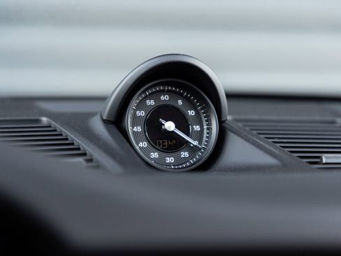 Certified 2024 Porsche 911 Carrera image 17