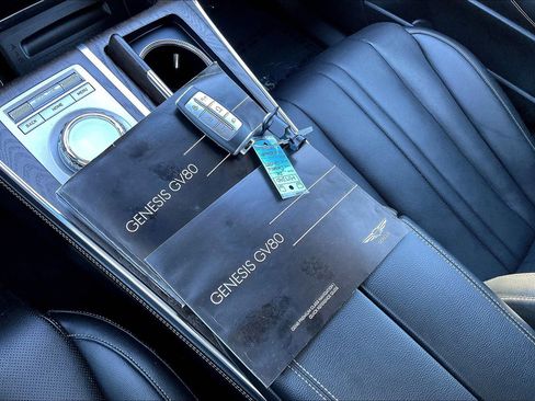 Used 2024 Genesis GV80 3.5T image 14