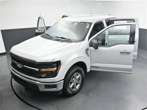 Used 2024 Ford F150 XLT w/ Mobile Office Package image 38