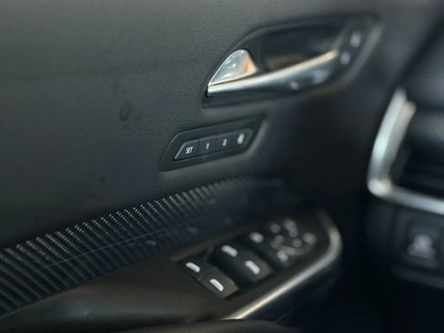 Used 2022 Cadillac XT4 Sport image 22