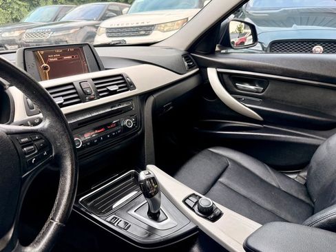 Used 2013 BMW 328i Sedan RWD image 17