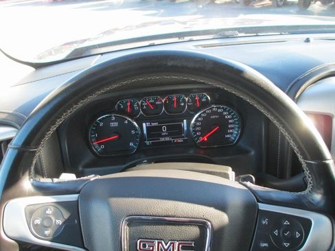 Used 2018 GMC Sierra 1500 SLT w/ SLT Premium Package image 28