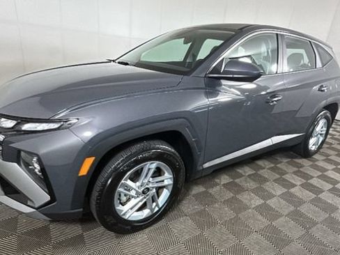 Used 2026 Hyundai Tucson SE AWD/4WD image 6
