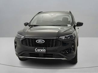 New 2026 Ford Escape SE w/ Class II Trailer Tow Package video 2