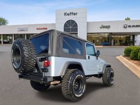 Used 2004 Jeep Wrangler 4WD image 5