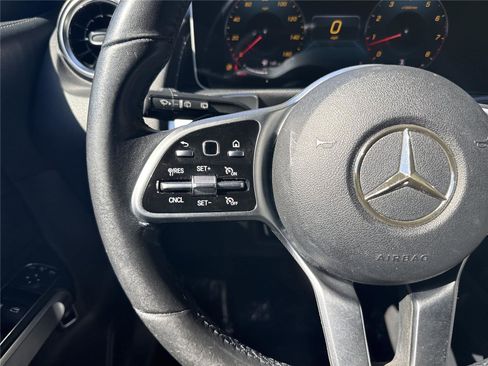 Used 2020 Mercedes-Benz GLB 250 GLB 250 image 13