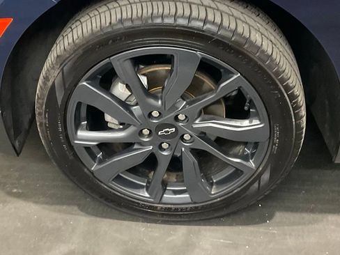 Used 2022 Chevrolet Equinox RS w/ Infotainment Package AWD/4WD image 6