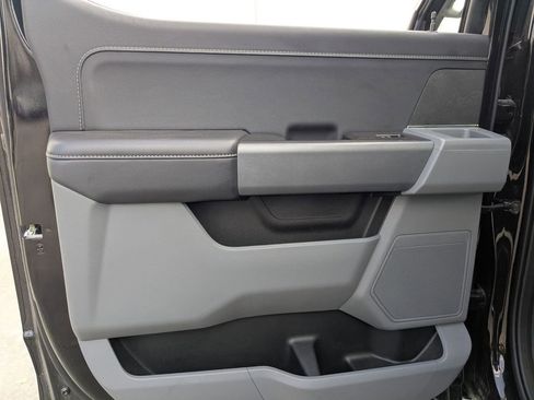 Used 2025 Ford F150 XLT w/ Equipment Group 301A Standard image 23