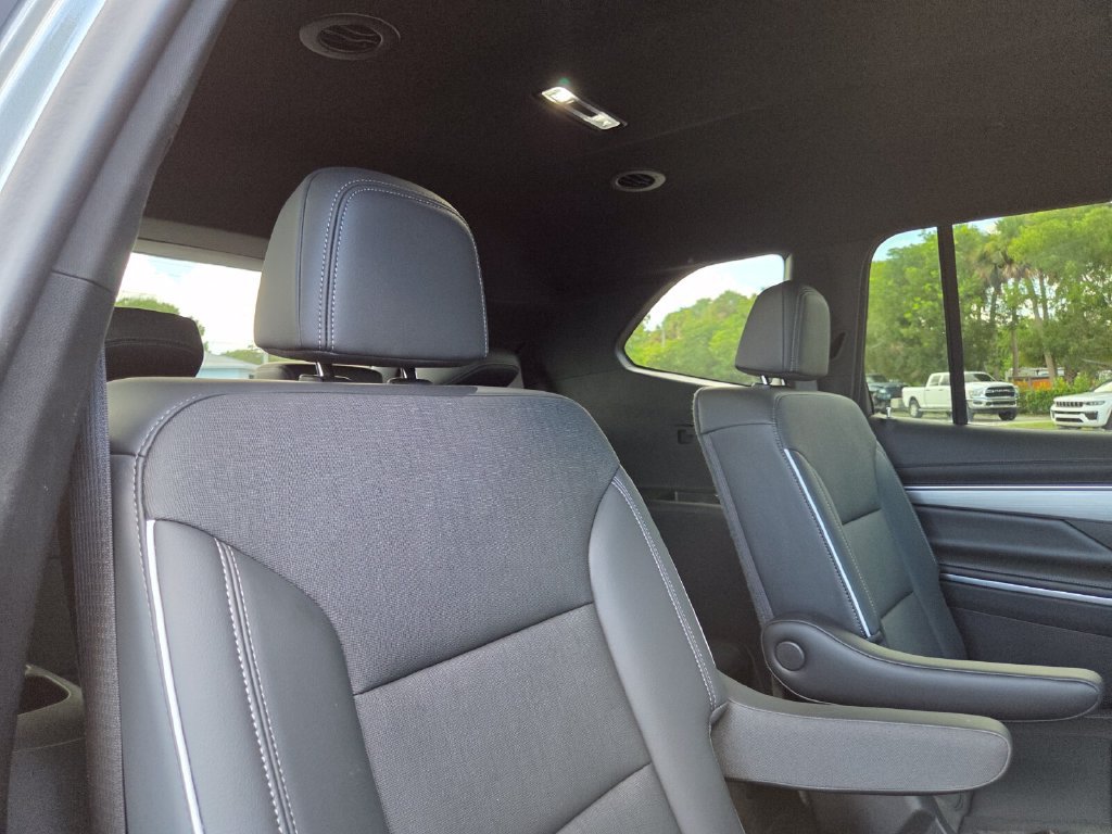 Used 2025 Buick Enclave Preferred w/ Super Cruise Package FWD image 19