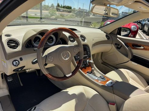 Used 2009 Mercedes-Benz SL 550 image 19