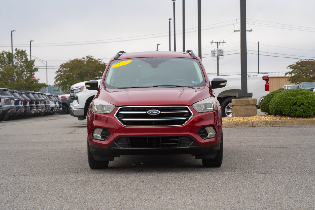 Used 2017 Ford Escape Titanium FWD image 2
