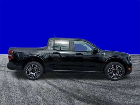 New 2025 Ford Maverick Lariat w/ 4K Tow Package image 3