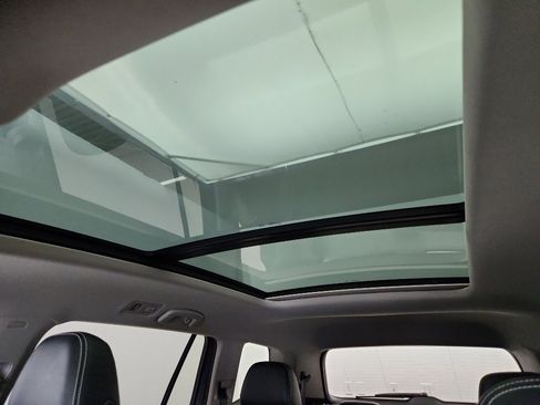 Certified 2023 Volkswagen Atlas SE w/ Panoramic Sunroof Package FWD image 29