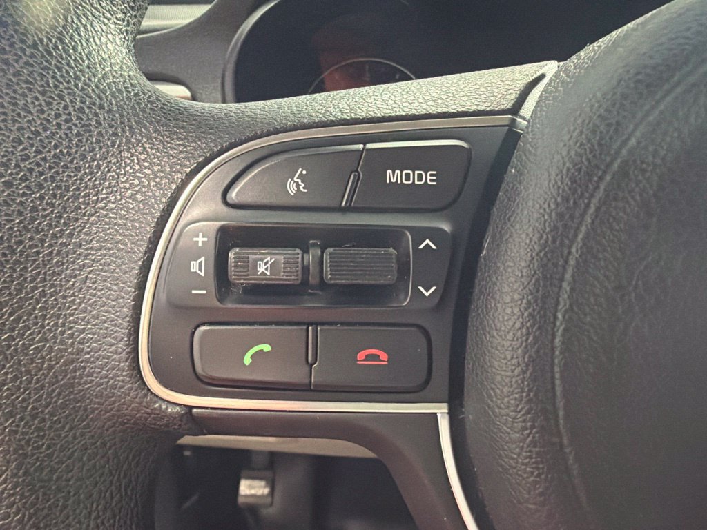 Used 2017 Kia Optima LX FWD image 33