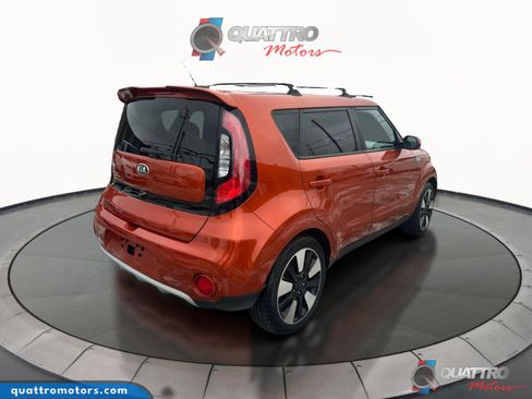 Used 2019 Kia Soul + FWD image 6