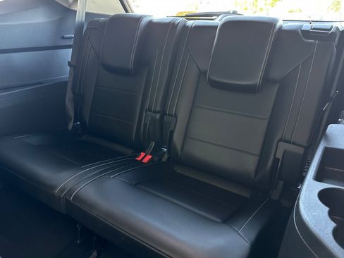 Used 2021 Volkswagen Atlas SE w/ Panoramic Sunroof Package image 15