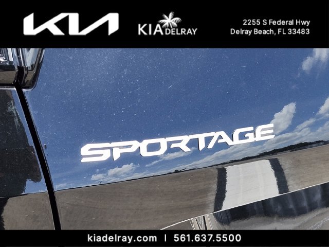 New 2026 Kia Sportage SX FWD image 8