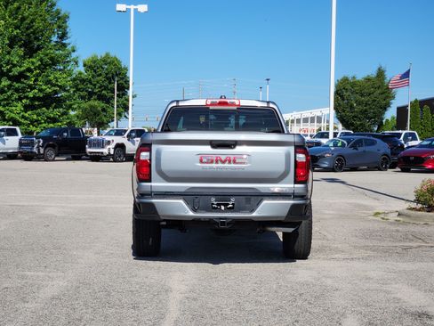 New 2025 GMC Canyon Elevation w/ Convenience Package image 6