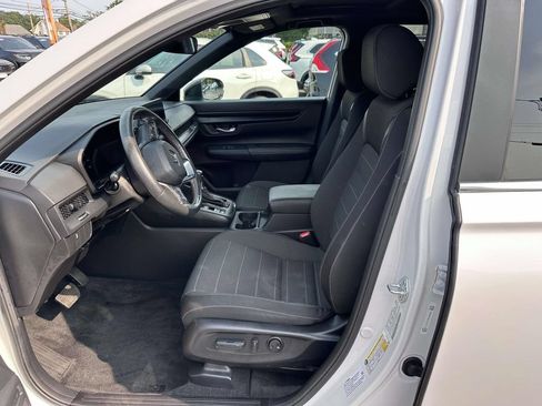 Used 2024 Honda CR-V Sport image 11