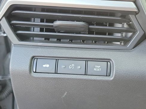 Used 2024 Nissan Altima 2.5 SV image 22