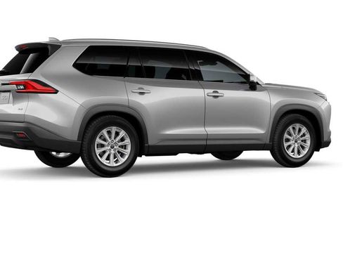 New 2026 Toyota Grand Highlander XLE image 11