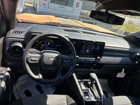 New 2026 Chevrolet Colorado W/T image 26