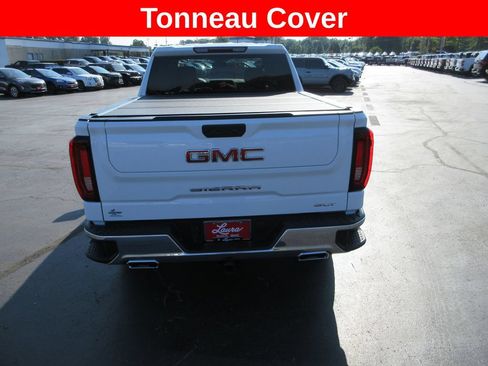 Certified 2022 GMC Sierra 1500 SLT w/ SLT Premium Package AWD/4WD image 8