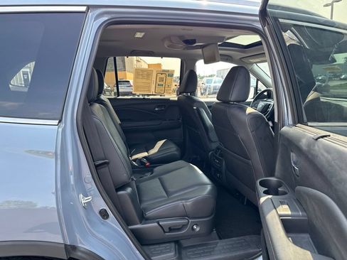 Used 2022 Honda Pilot Touring image 39