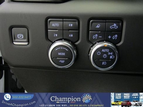 Used 2025 GMC Sierra 1500 AT4 w/ AT4 Premium Package AWD/4WD image 35