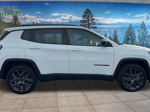 New 2026 Jeep Compass Latitude image 4