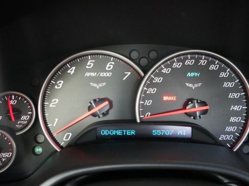 Used 2009 Chevrolet Corvette Coupe w/ Preferred Equipment Group RWD image 16