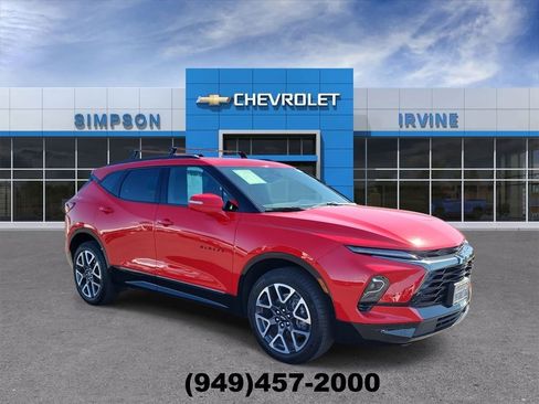 Used 2023 Chevrolet Blazer RS image 2