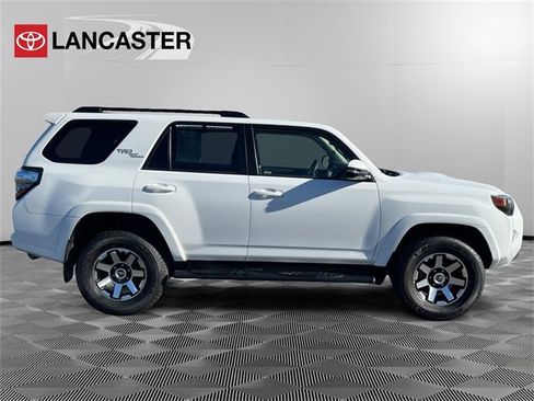 Certified 2023 Toyota 4Runner TRD Off-Road Premium image 8