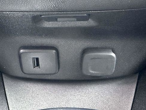 Used 2018 Chevrolet Malibu LT image 20