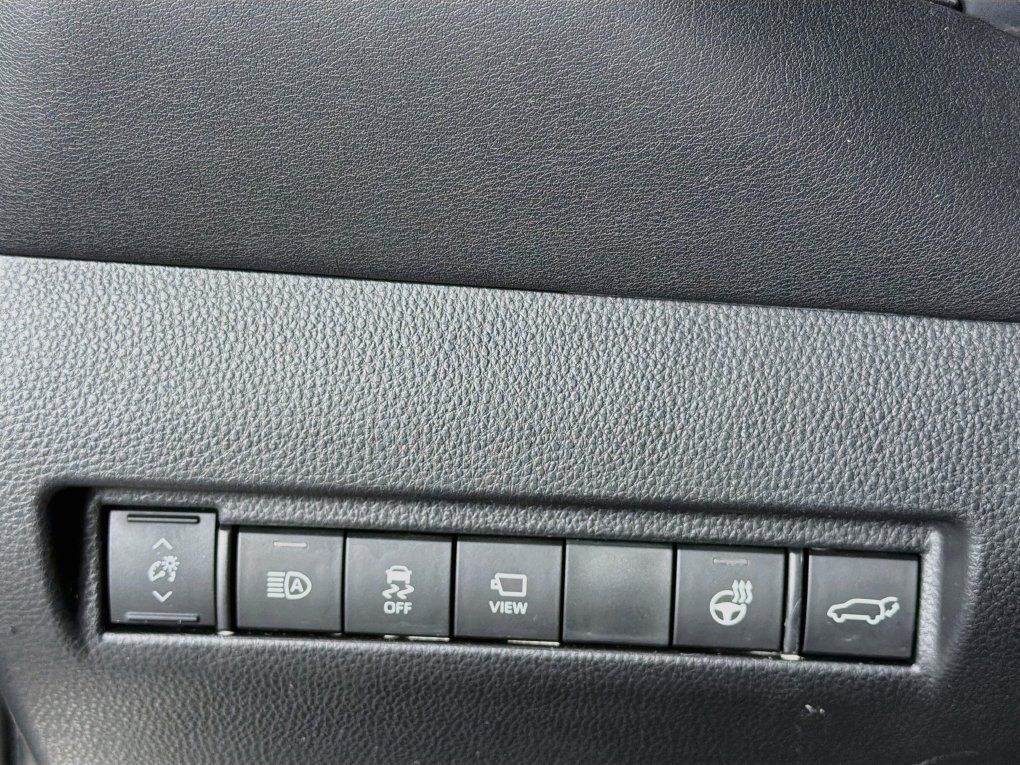 Used 2022 Toyota Venza Limited w/ Advanced Technology Package AWD/4WD image 15