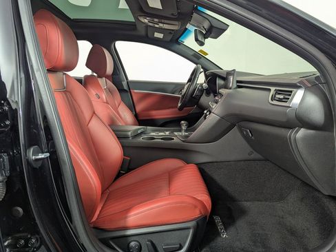 Used 2024 Genesis G70 2.5T w/ Sport Prestige Package image 40